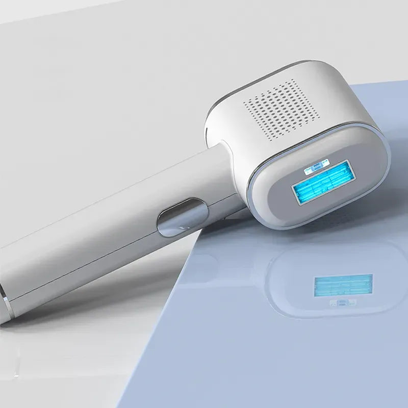 Kersens Épilateur à Lumière Pulsée AB50 blanc portatif avec écran numérique sur fond gris clair