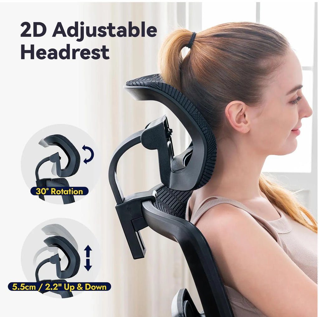 Femme utilisant l’appui-tête réglable 2D de la Velnotra Chaise de Bureau Ergonomique, avec texte indiquant les capacités de rotation et de réglage en hauteur.